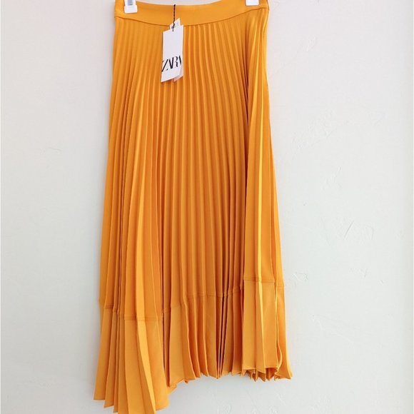 ZARA NWT PLEATED SKIRT ASYMMETRIC HEM - Picture 12 of 13